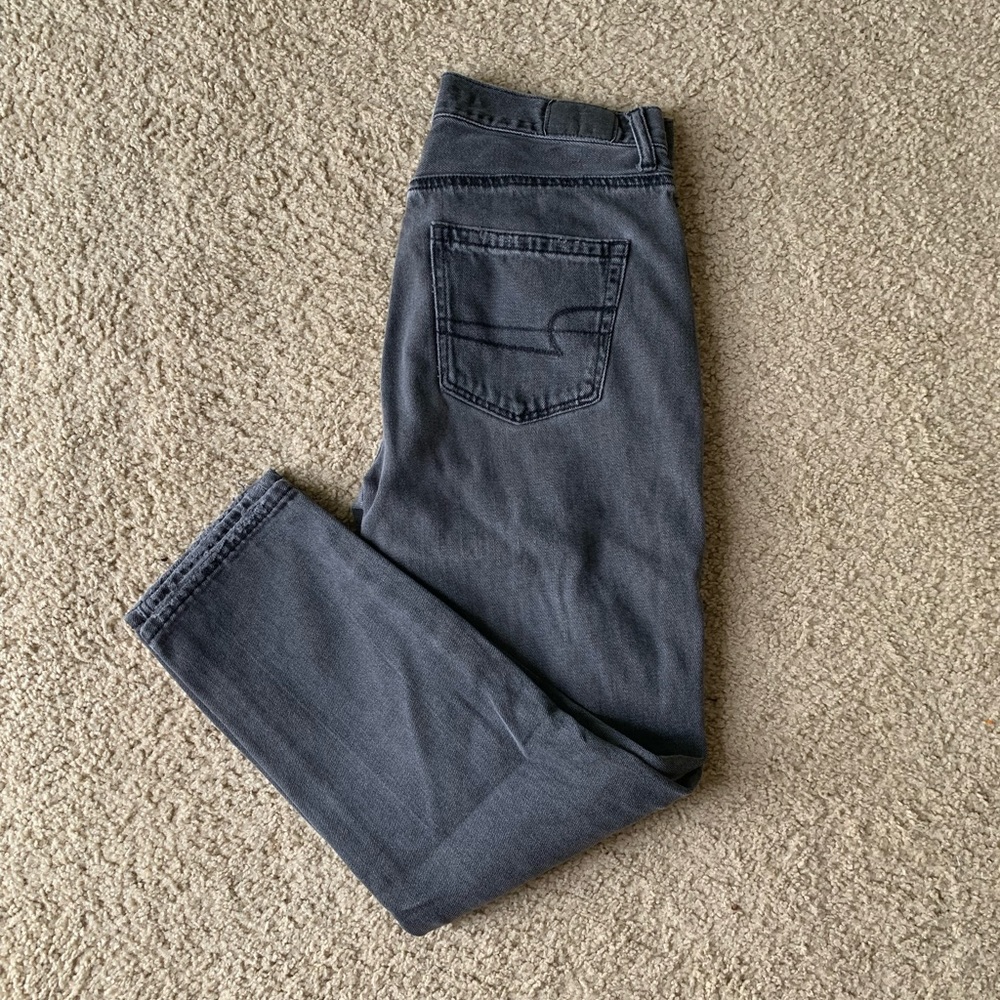 American eagle mom jeans